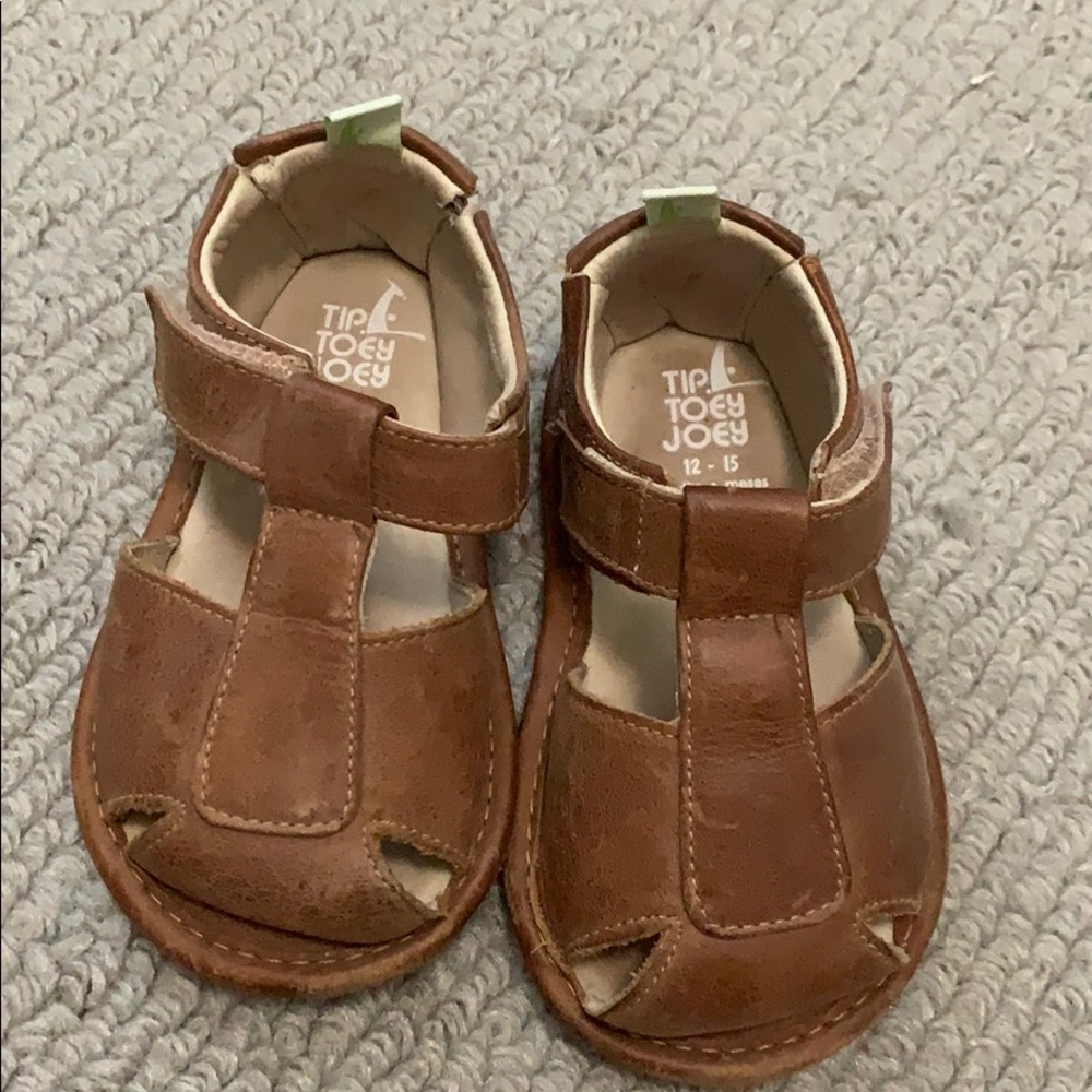 Tip Toey Joey tan leather sandals